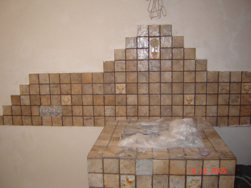 облицювання плиткою, шпаклівка і фарбування стін квартир в Миколаєві і Дніпрі