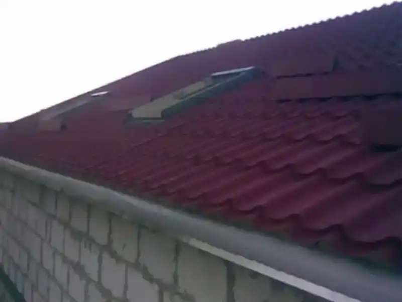 Установка мансардных окон на крыше