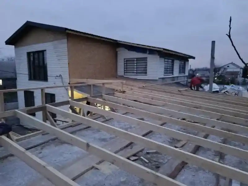 Монтаж несущих стропил